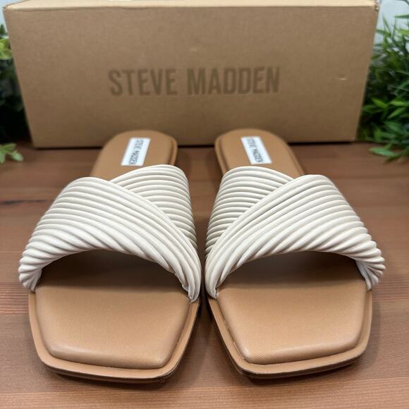 Steve Madden Women's Cream Sandals - Picture 3 of 5